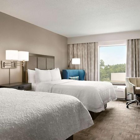 Hampton Inn Stow Екстер'єр фото