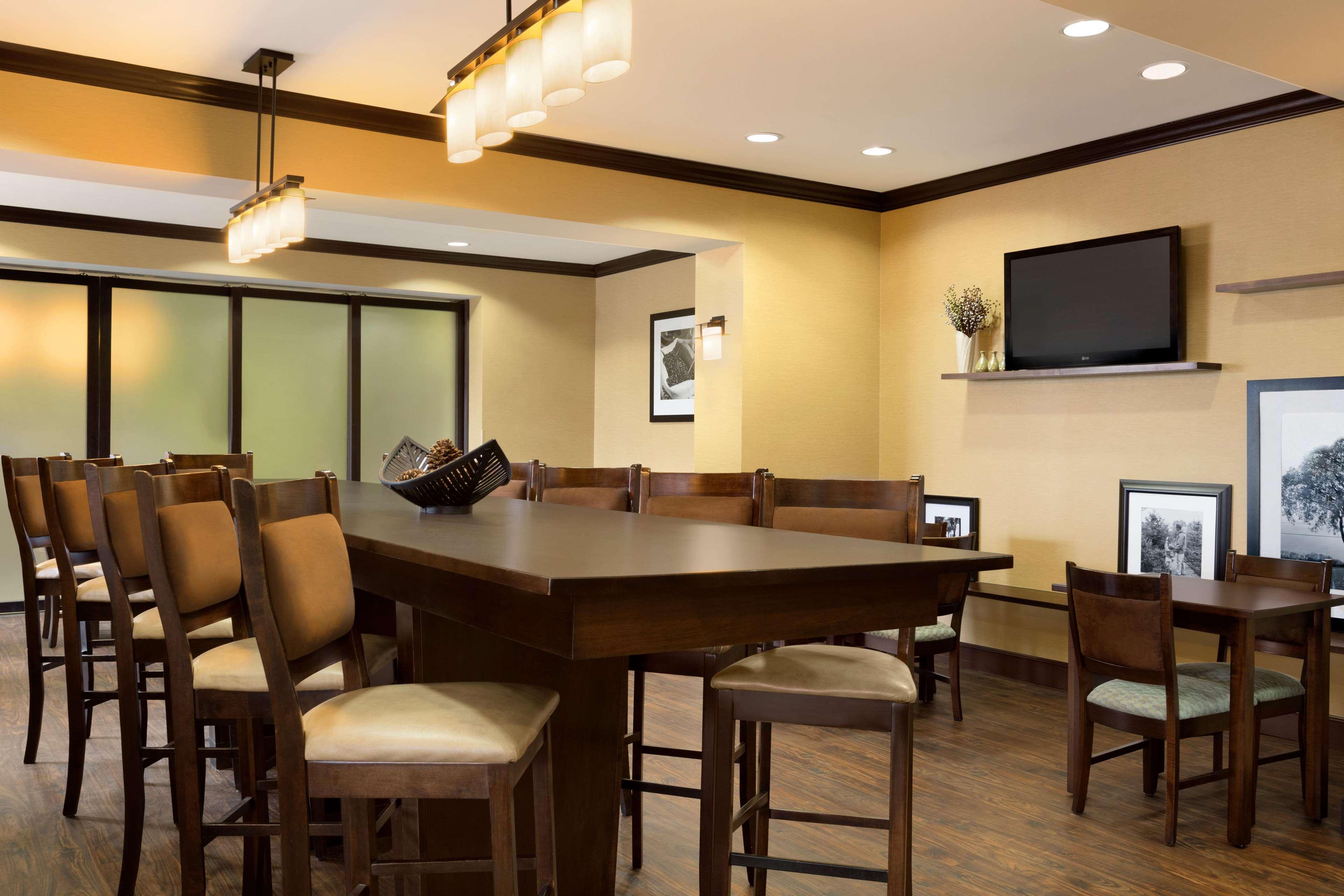 Hampton Inn Stow Екстер'єр фото