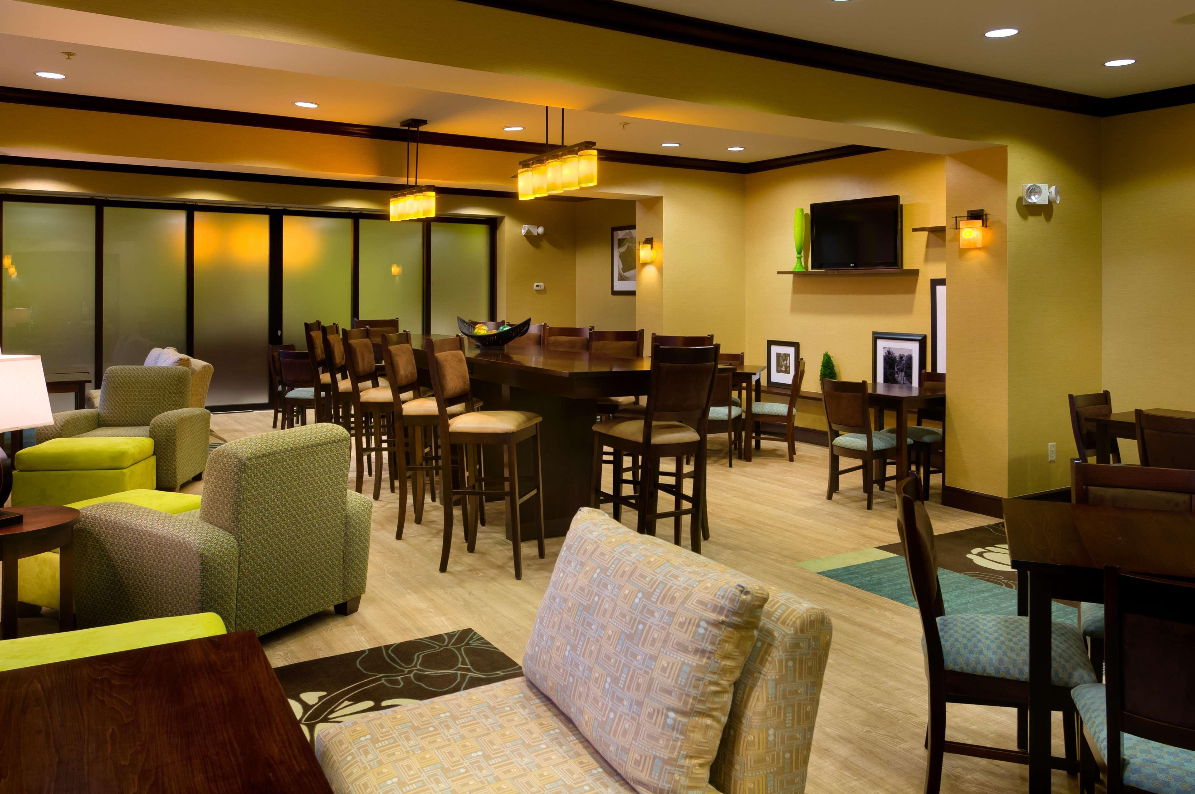 Hampton Inn Stow Екстер'єр фото