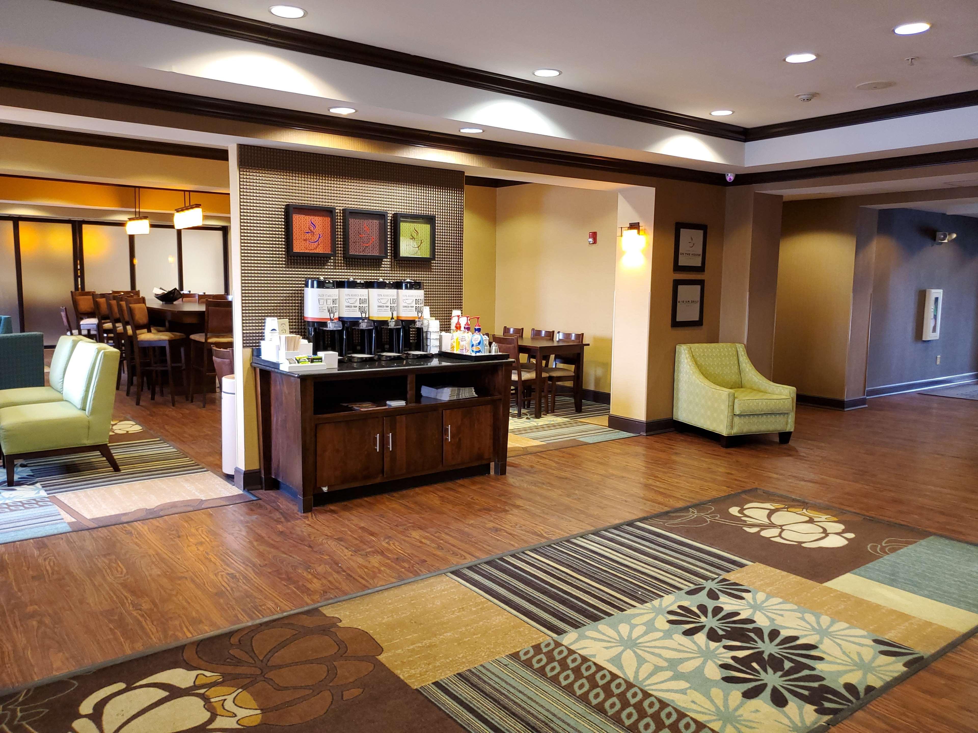 Hampton Inn Stow Екстер'єр фото