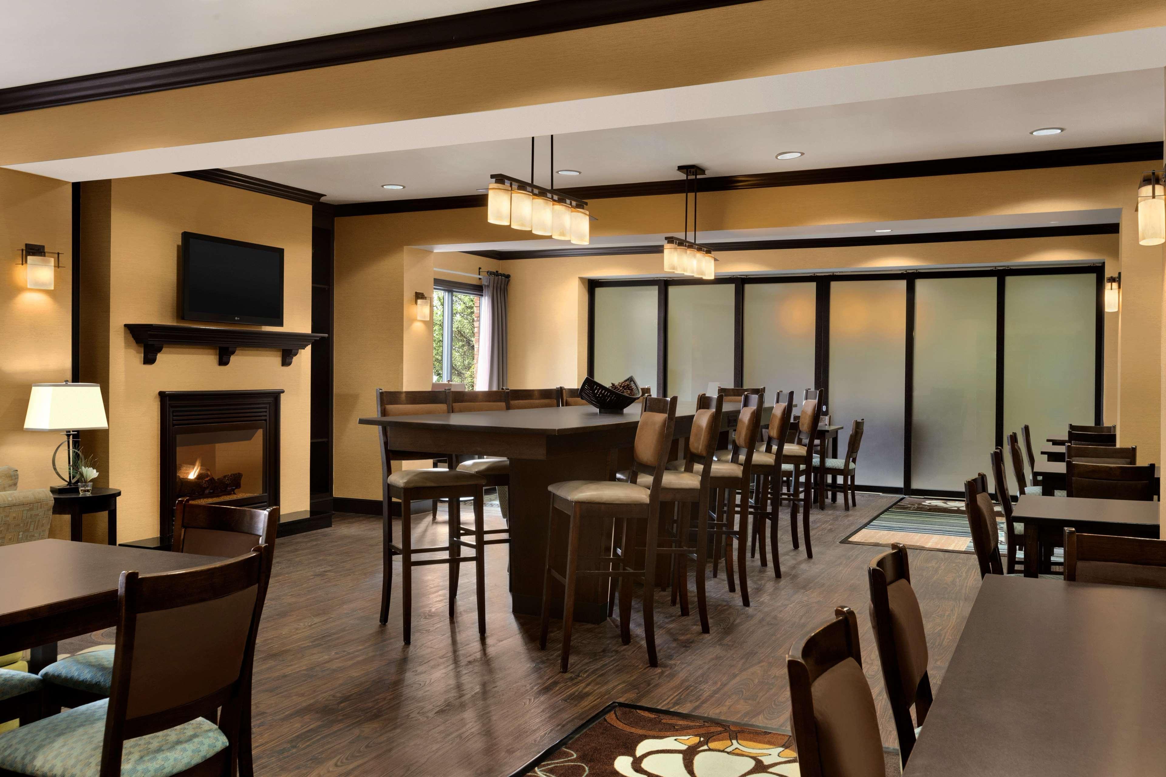 Hampton Inn Stow Екстер'єр фото