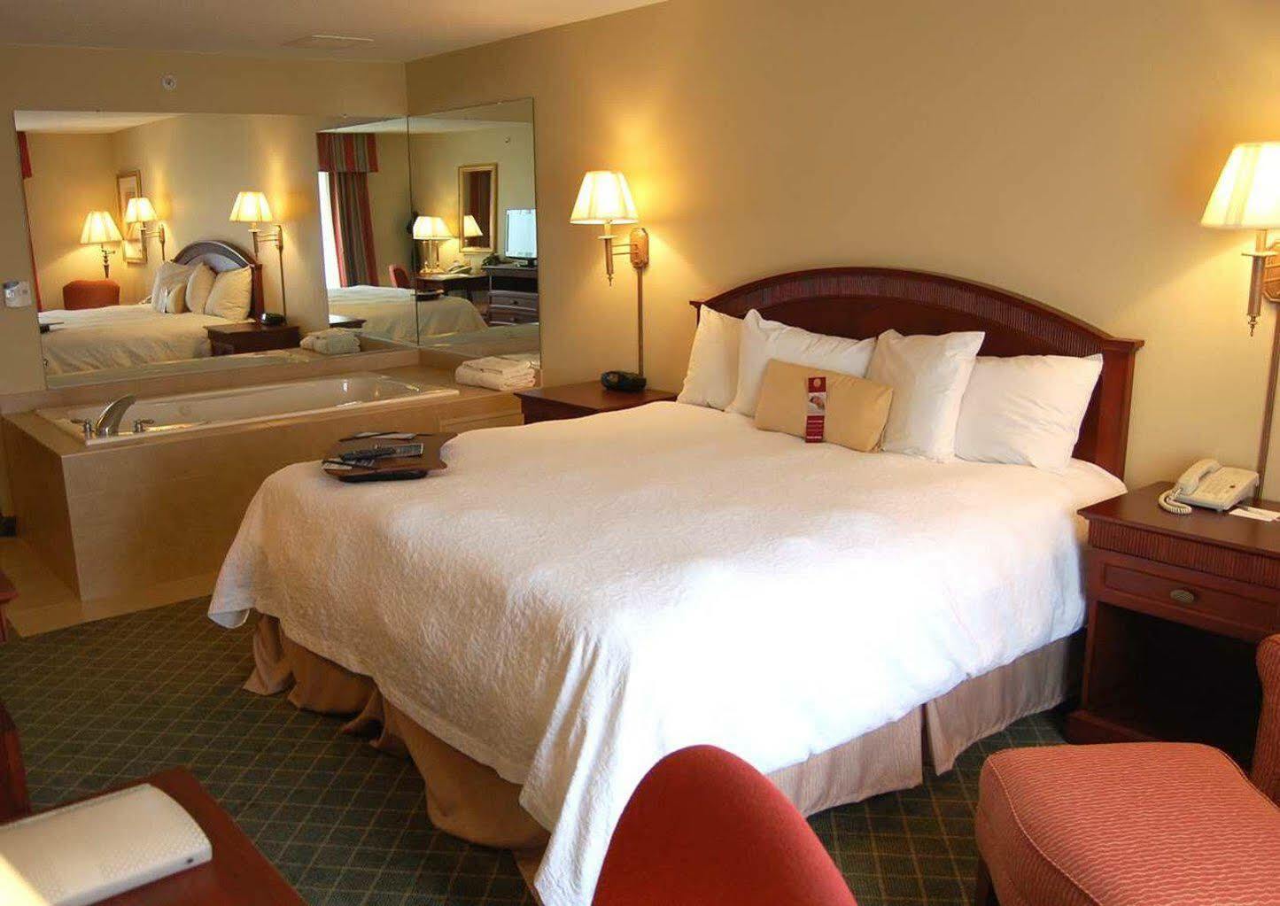 Hampton Inn Stow Екстер'єр фото