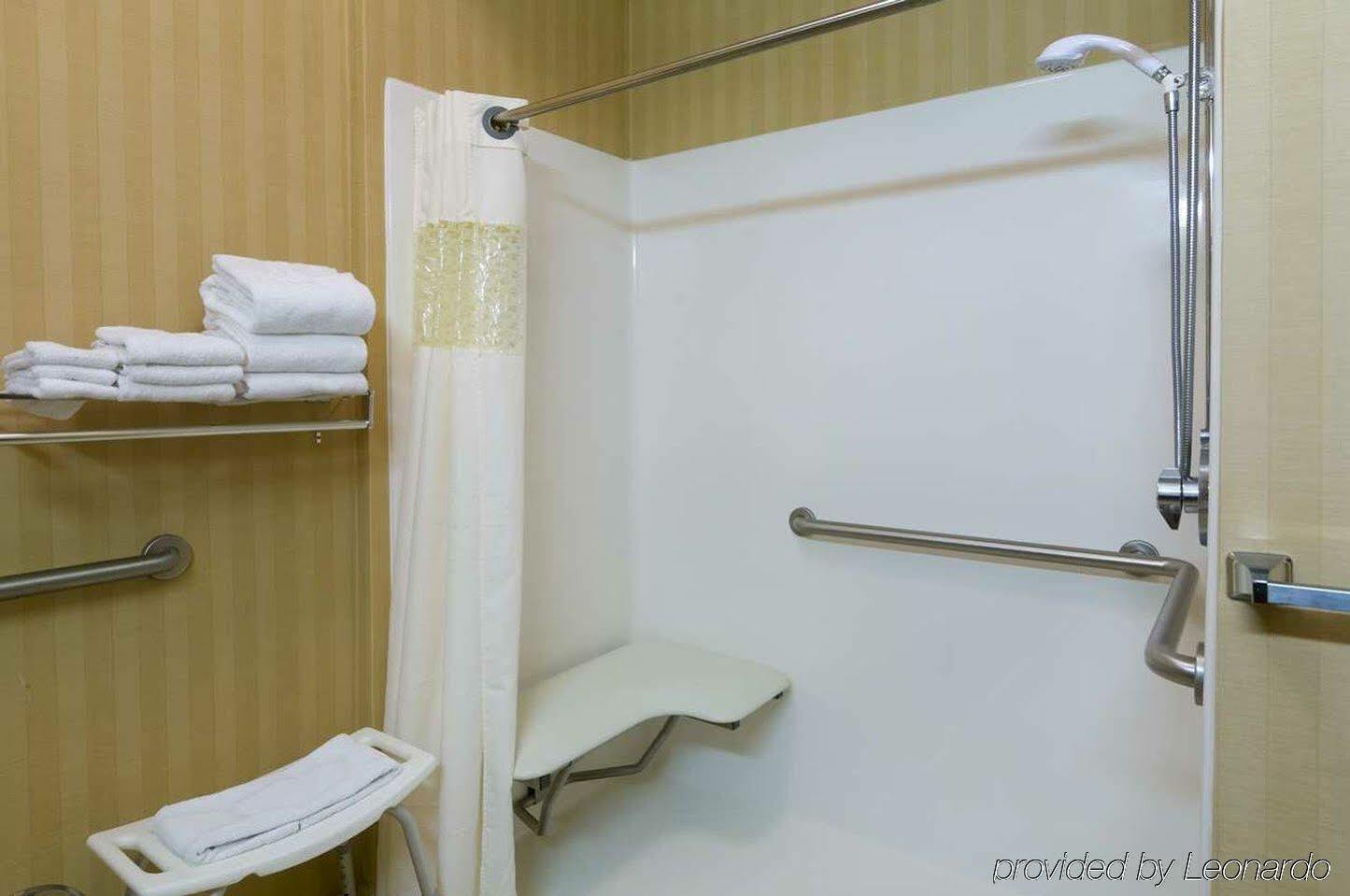 Hampton Inn Stow Екстер'єр фото